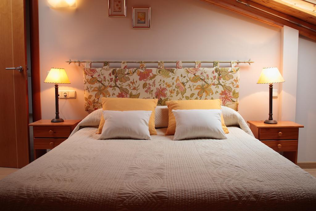 Vivienda Turistica Los Mesones Ágreda Quarto foto