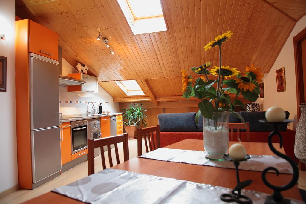 Vivienda Turistica Los Mesones Ágreda Quarto foto